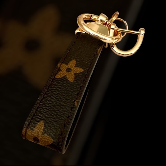 BNIB Unbranded upscale designer keychain - Picture 11 of 13